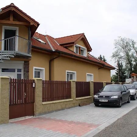 Casa de hóspedes Rozkos