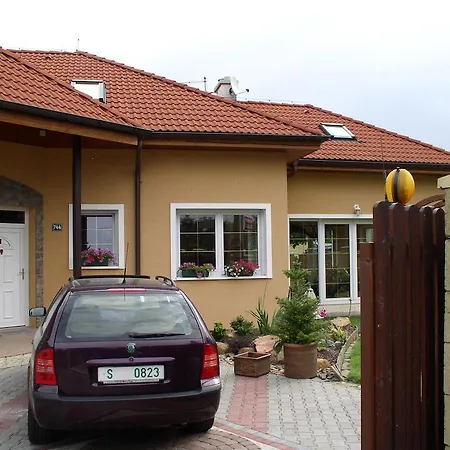 Casa de hóspedes Rozkos Prŭhonice